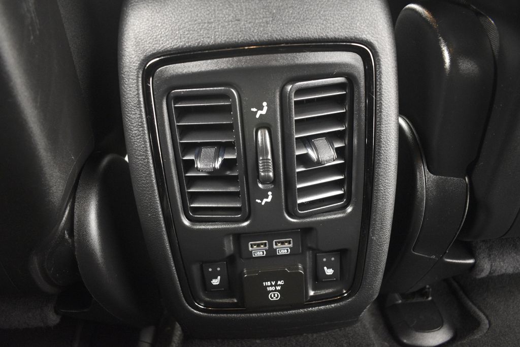 Thumbnail: 2020 Dodge Durango - 23