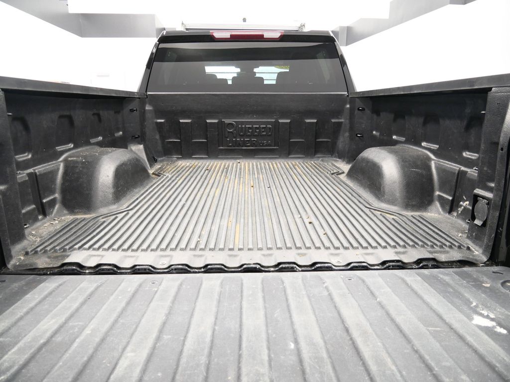 Thumbnail: 2022 Chevrolet Silverado 1500 - 28