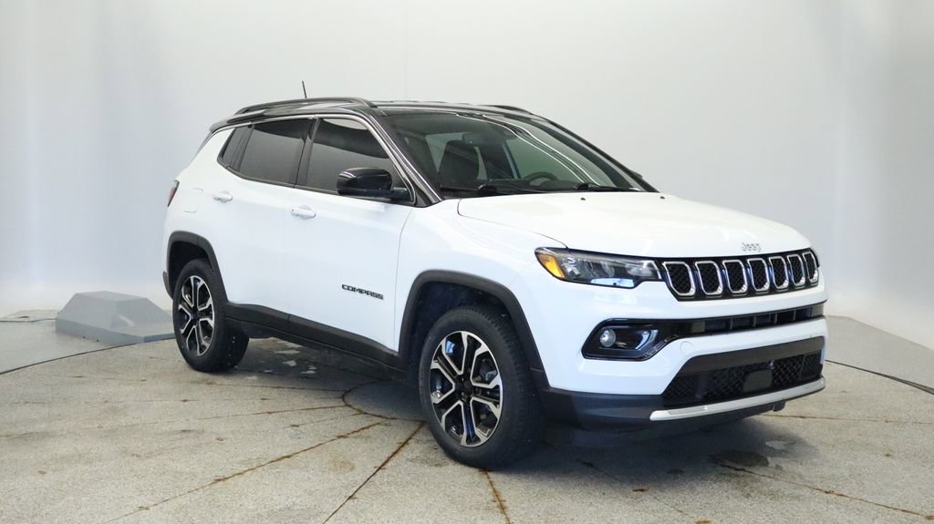 Thumbnail: 2023 Jeep Compass - 9