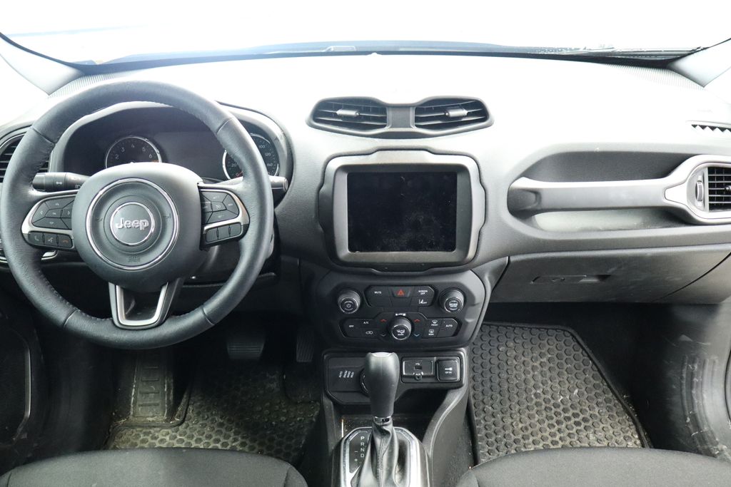 Thumbnail: 2022 Jeep Renegade - 27