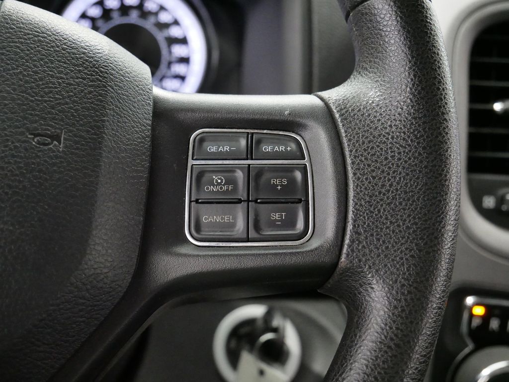 Thumbnail: 2021 RAM 1500 Classic - 22