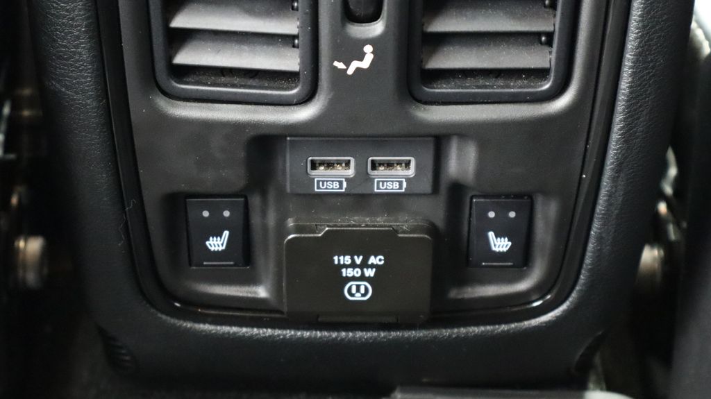 Thumbnail: 2022 Dodge Durango - 29