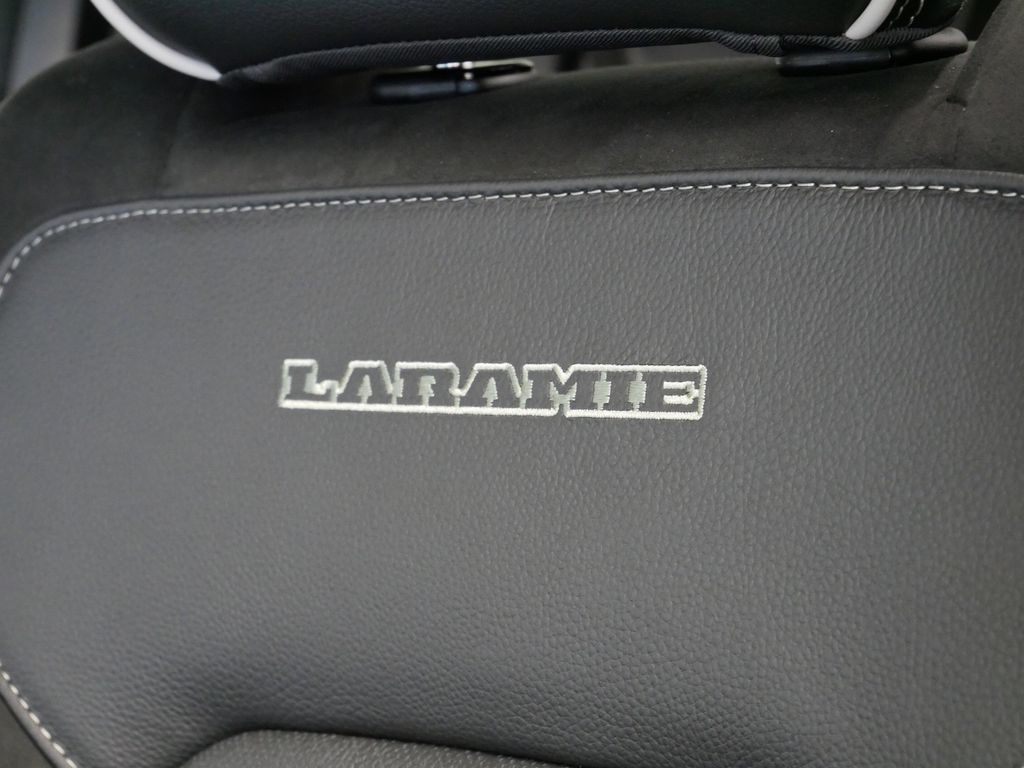 Thumbnail: 2026 RAM 1500 - 4