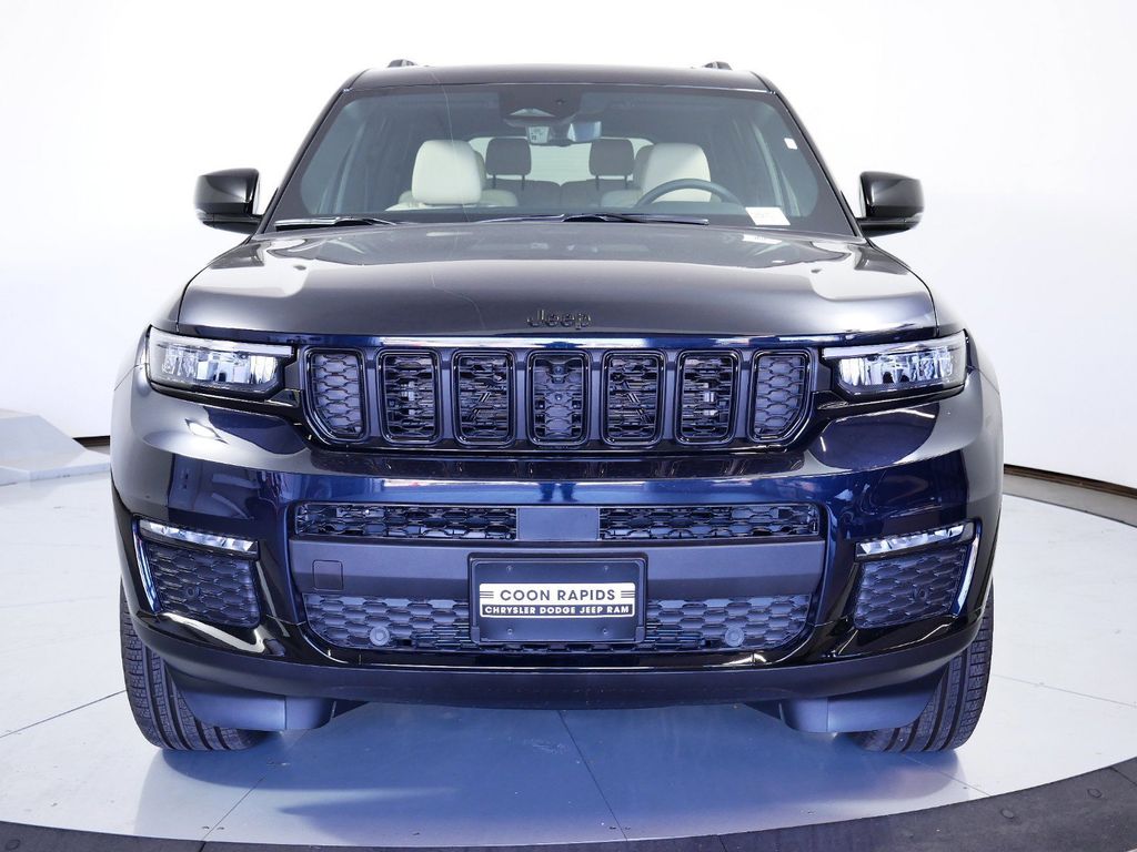 2025 Jeep Grand Cherokee L Limited Edition 4