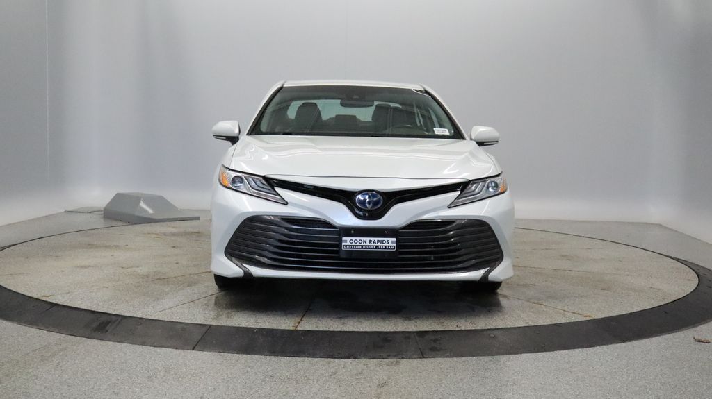 Thumbnail: 2020 Toyota Camry - 8