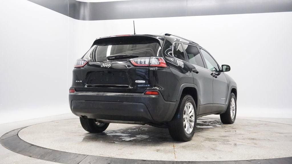 Thumbnail: 2019 Jeep Cherokee - 6