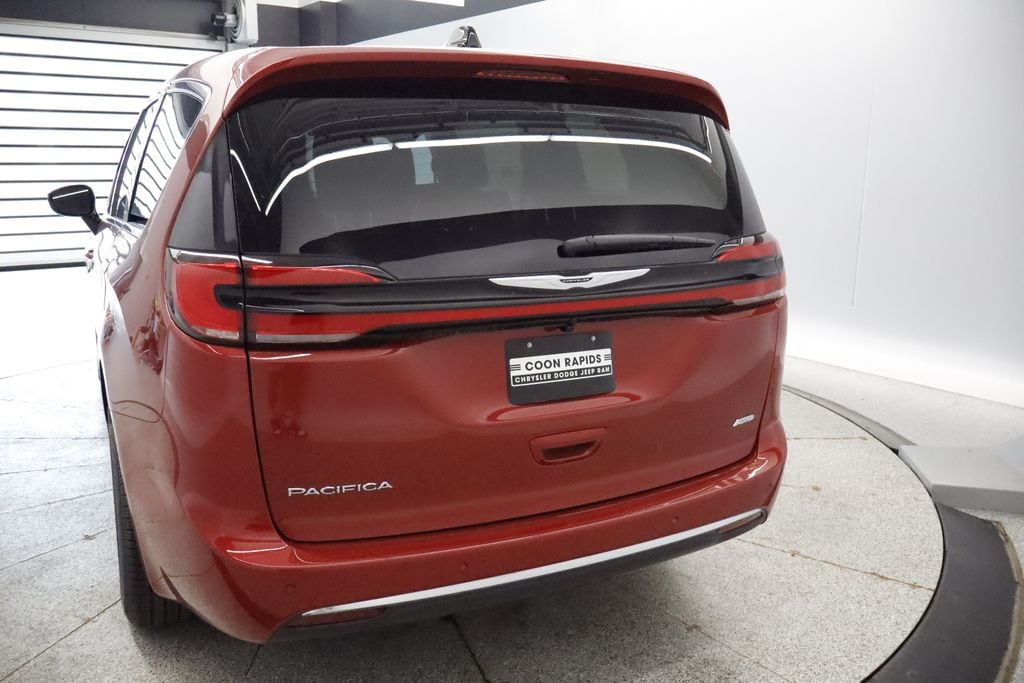 Thumbnail: 2026 Chrysler Pacifica - 21