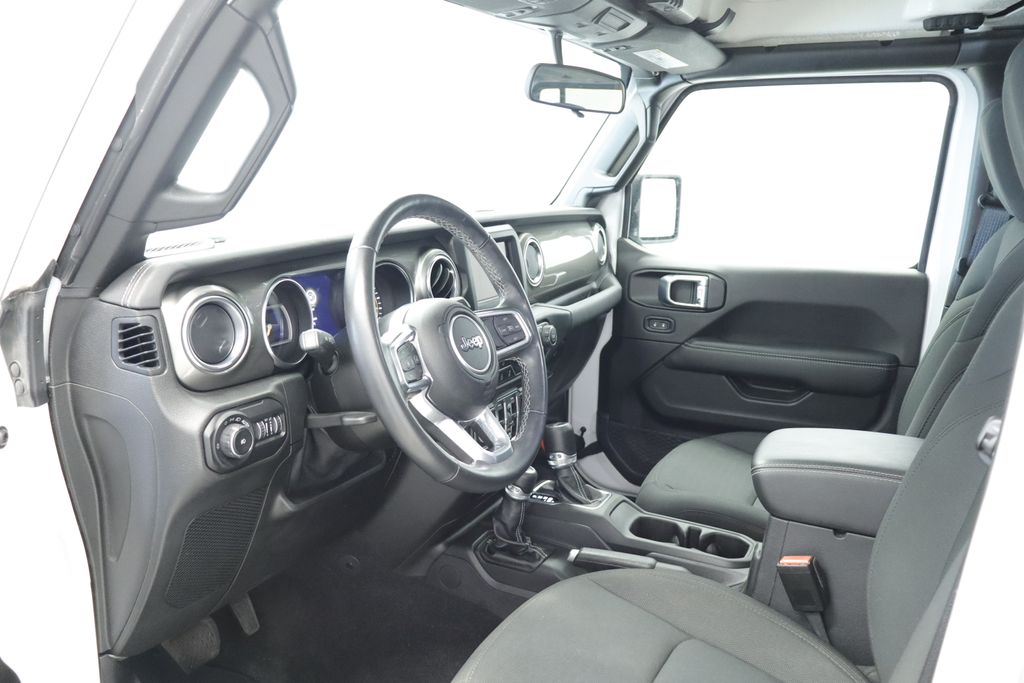 Thumbnail: 2021 Jeep Wrangler - 24