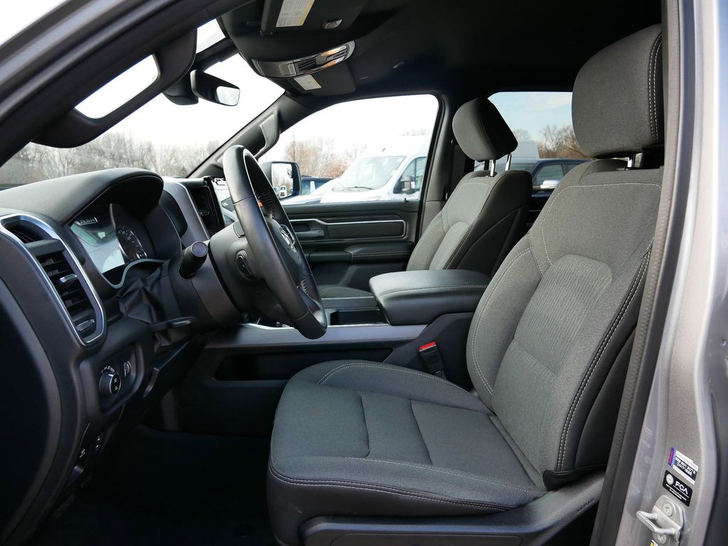 Thumbnail: 2024 RAM 1500 - 3