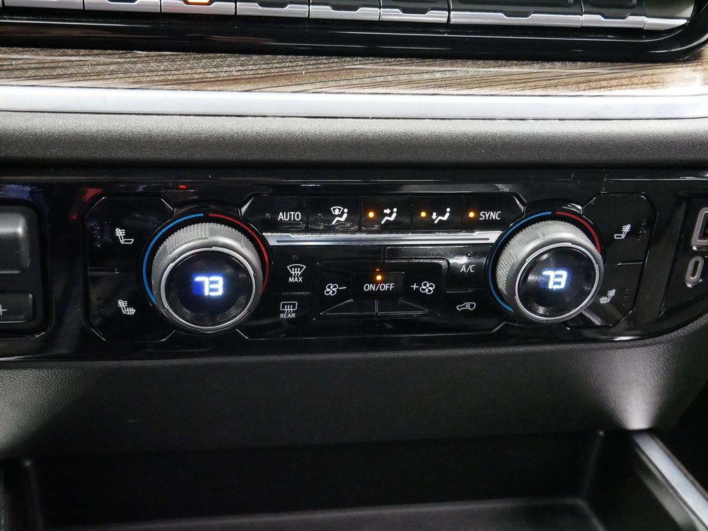 Thumbnail: 2022 Chevrolet Silverado 1500 - 31