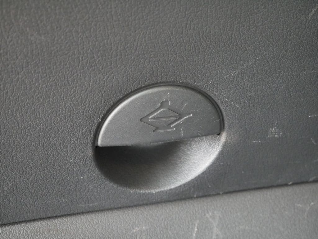 Thumbnail: 2012 Jeep Liberty - 15