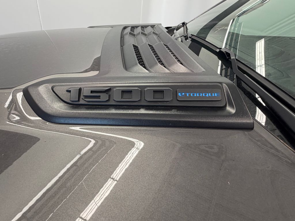 Thumbnail: 2026 RAM 1500 - 13