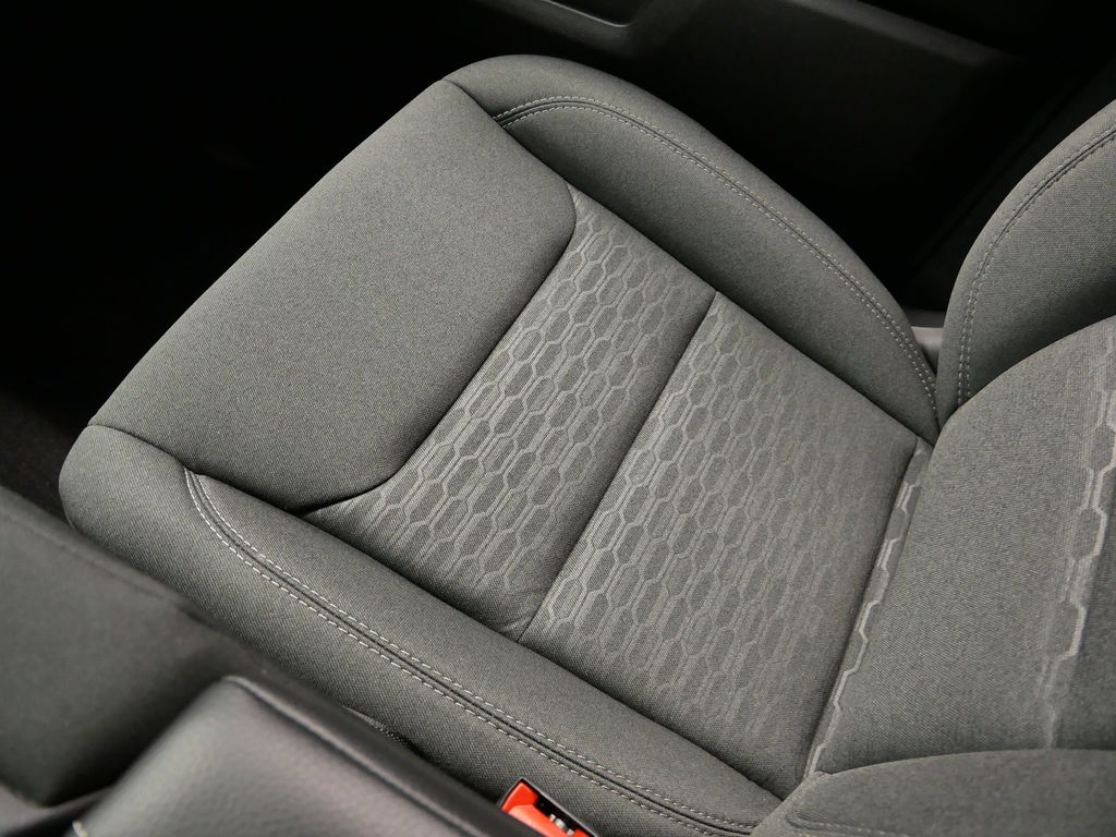 Thumbnail: 2025 RAM 1500 - 37