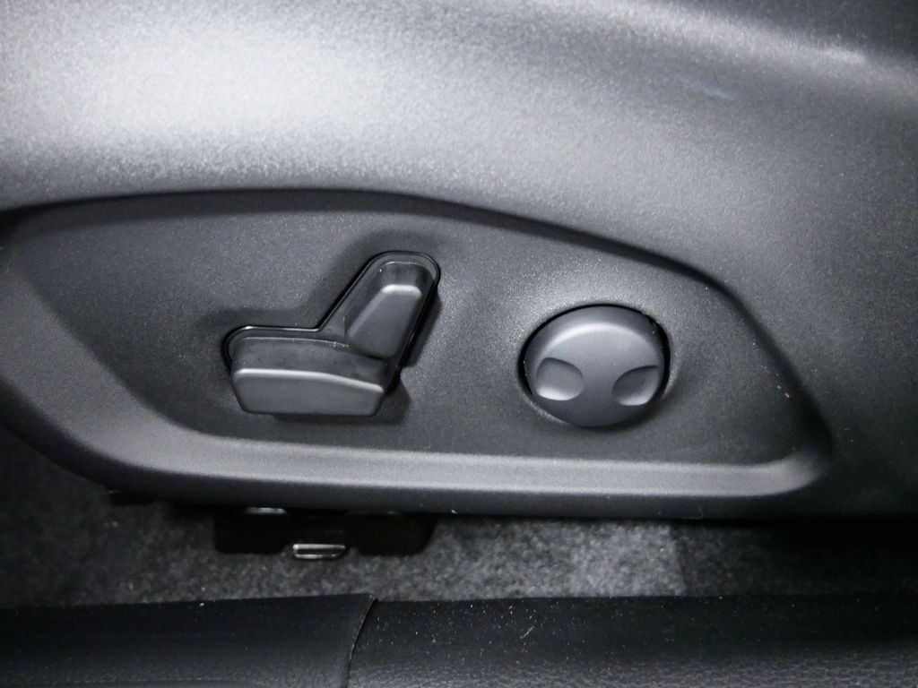 Thumbnail: 2024 Jeep Compass - 38