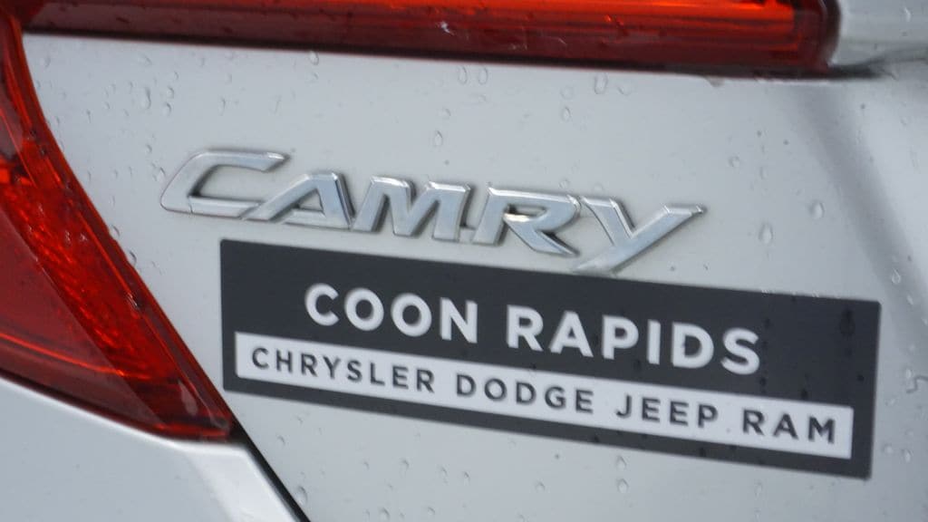 Thumbnail: 2013 Toyota Camry - 19