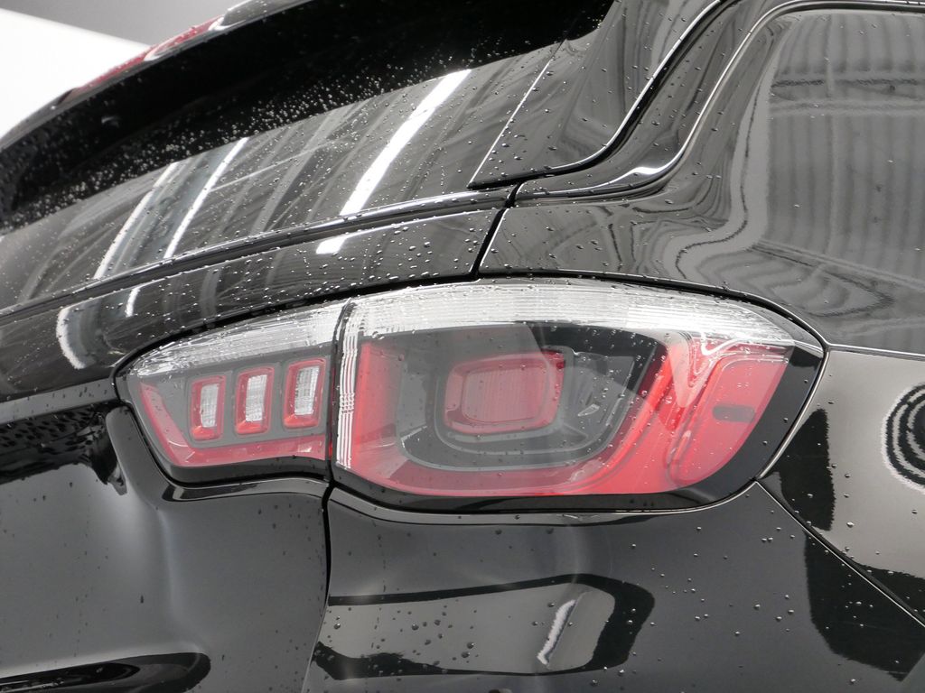Thumbnail: 2020 Jeep Compass - 20
