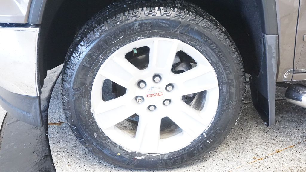 Thumbnail: 2015 GMC Sierra 1500 - 14