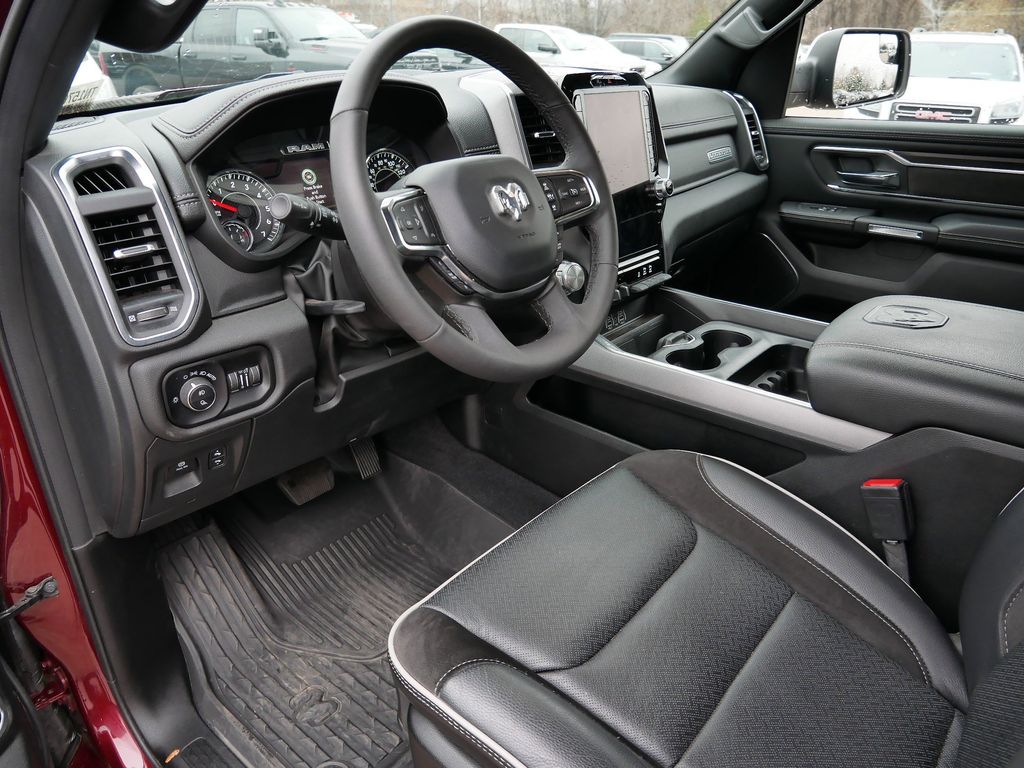 Thumbnail: 2025 RAM 1500 - 2