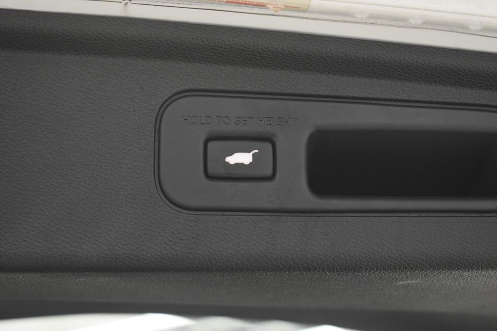 Thumbnail: 2019 Honda Odyssey - 23