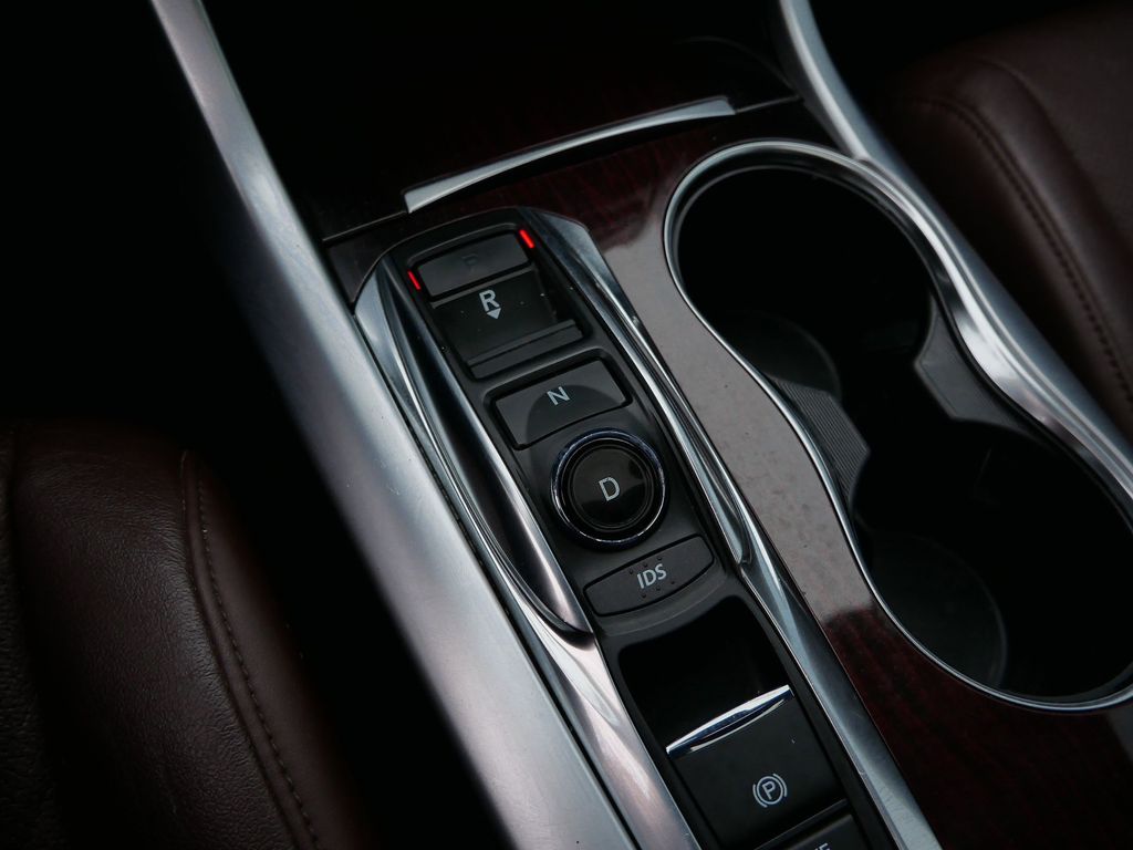 Thumbnail: 2015 Acura TLX - 36