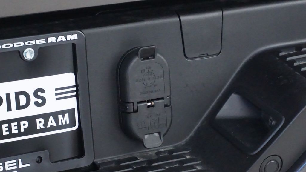 Thumbnail: 2026 RAM 1500 - 20