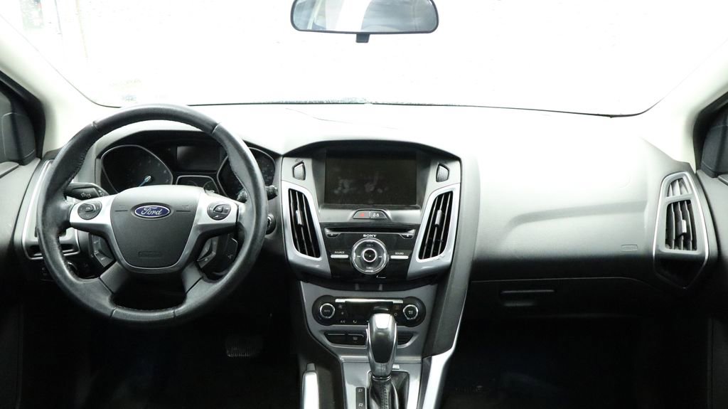 Thumbnail: 2013 Ford Focus - 20