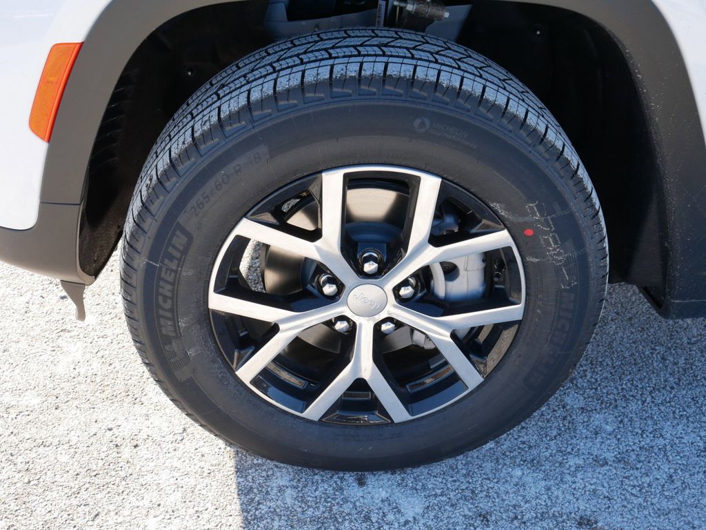 Thumbnail: 2025 Jeep Grand Cherokee - 20