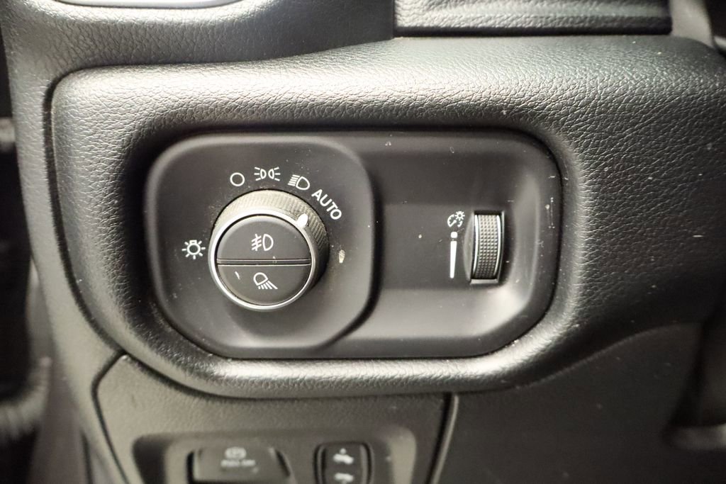 Thumbnail: 2022 RAM 1500 - 34