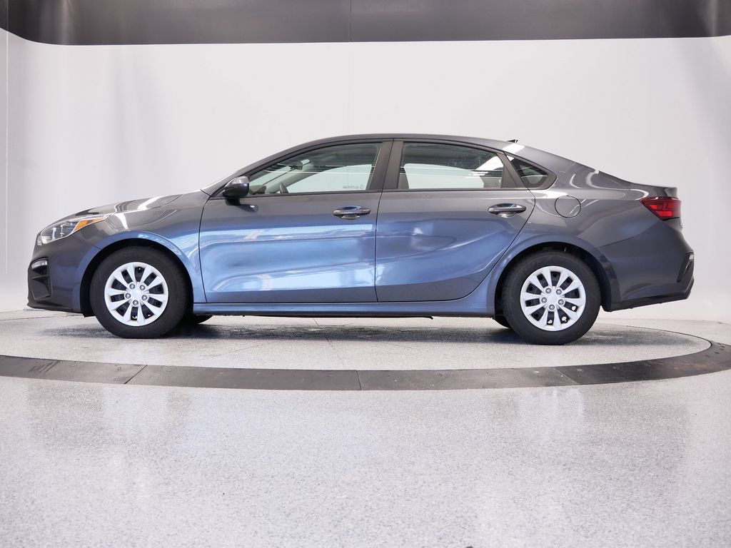 Thumbnail: 2021 Kia Forte - 2