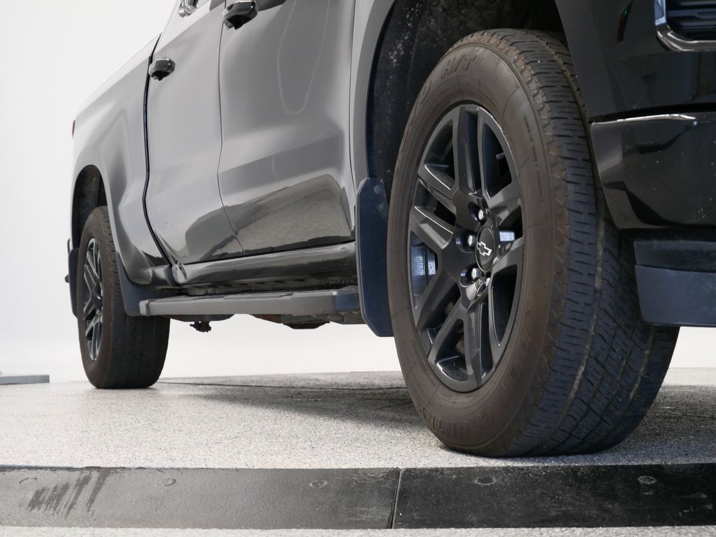 Thumbnail: 2022 Chevrolet Silverado 1500 - 6