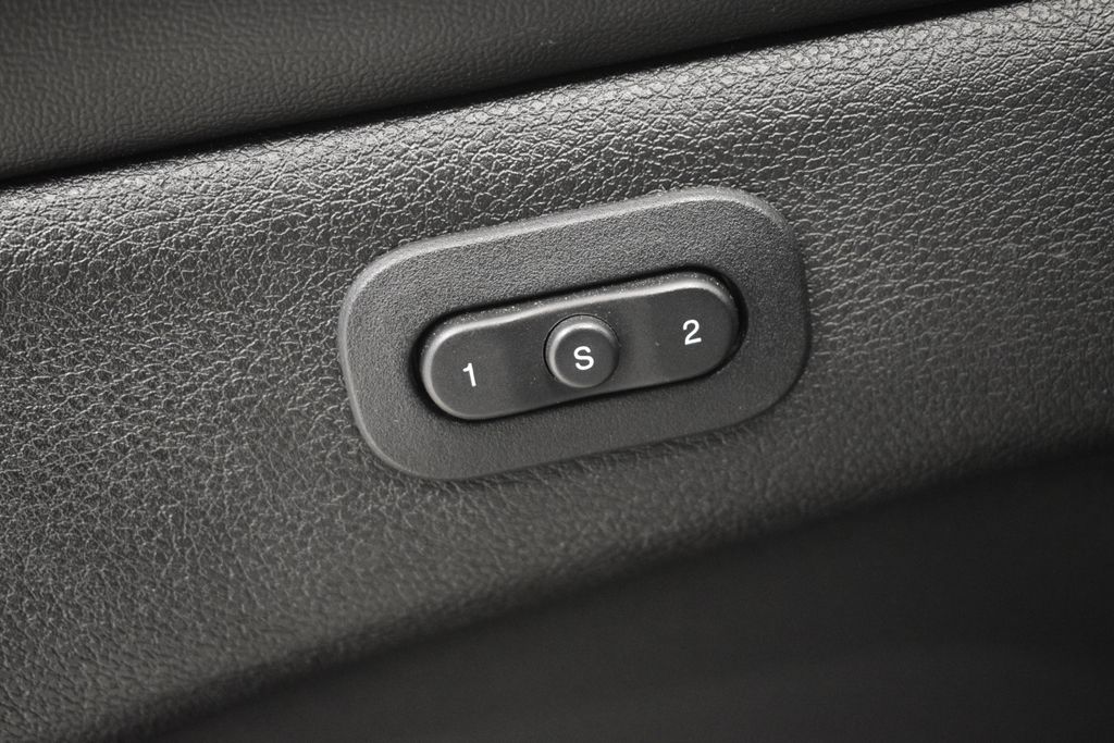 Thumbnail: 2020 Dodge Durango - 26