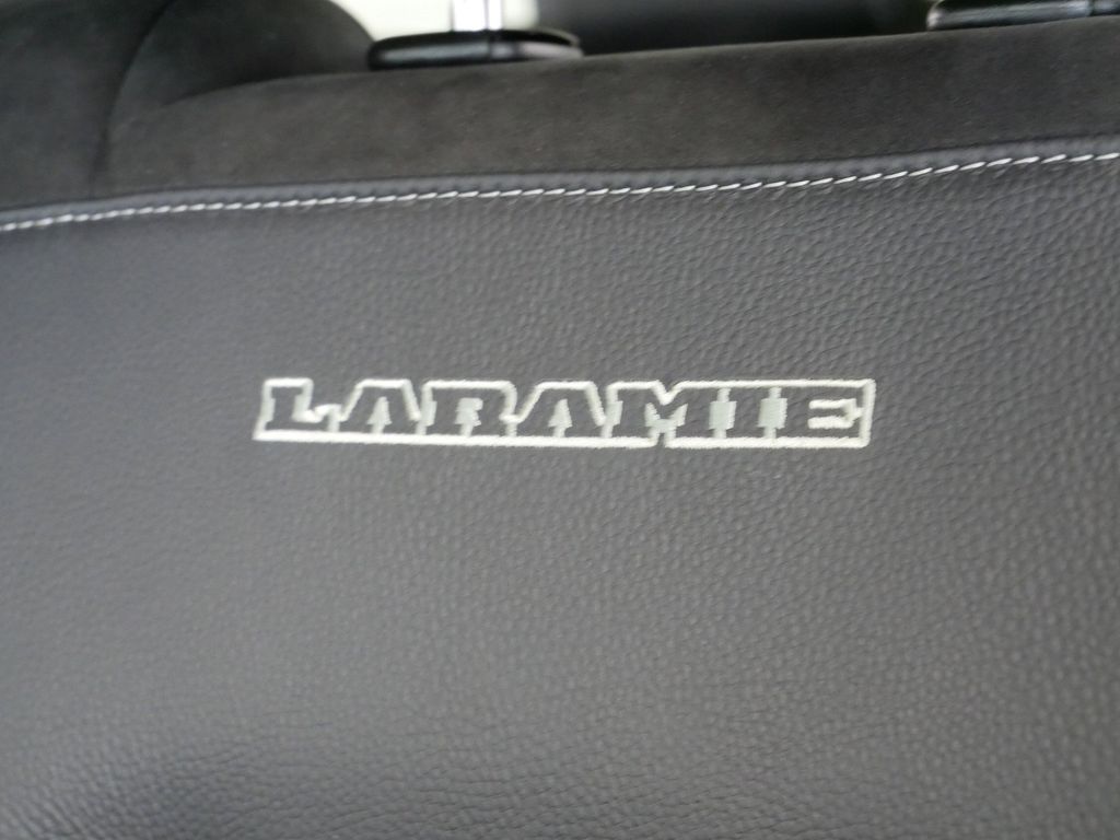 Thumbnail: 2026 RAM 1500 - 4