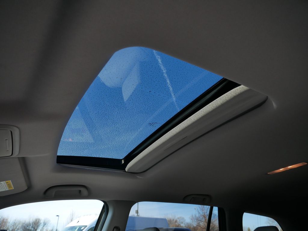 Thumbnail: 2018 Honda Pilot - 4