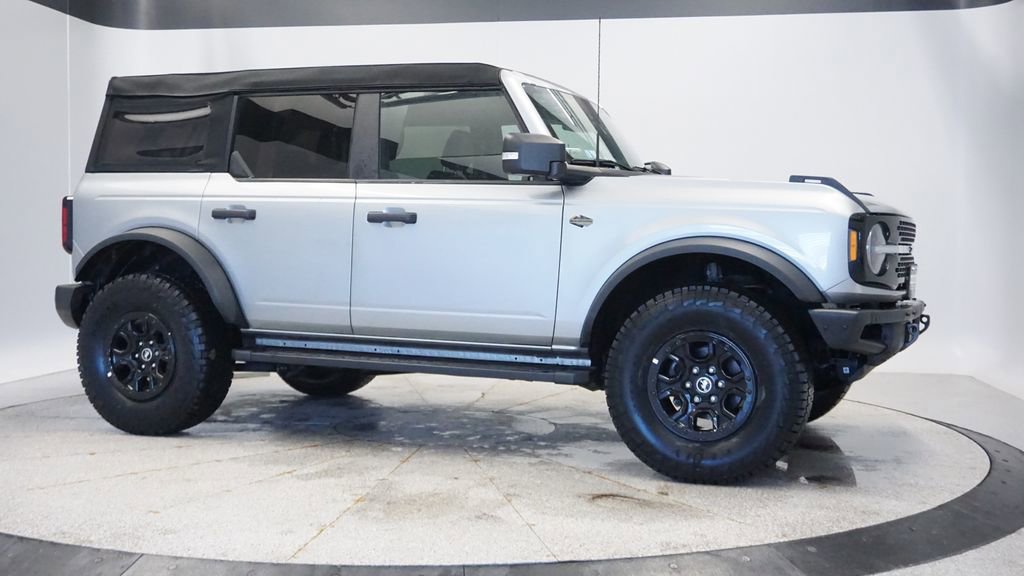 Thumbnail: 2023 Ford Bronco - 12