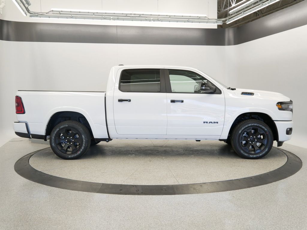 2025 RAM 1500 Big Horn 8