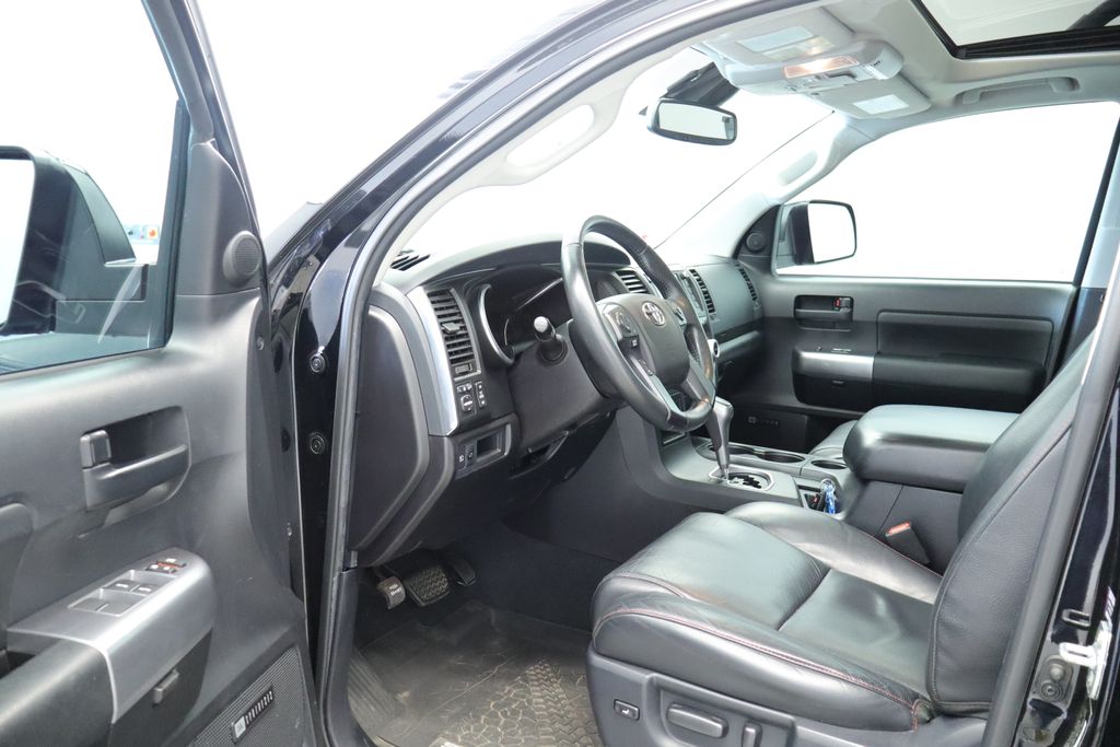 Thumbnail: 2021 Toyota Sequoia - 29