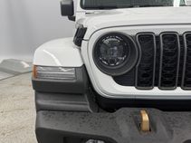 Thumbnail: 2026 Jeep Wrangler - 26