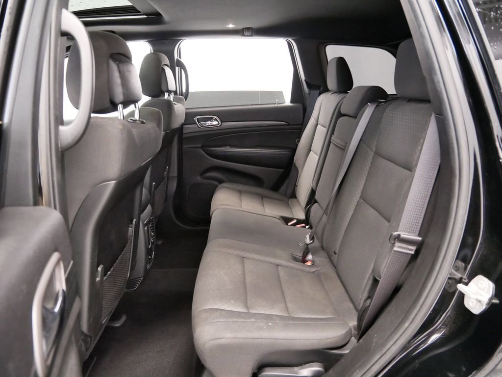 Thumbnail: 2019 Jeep Grand Cherokee - 9