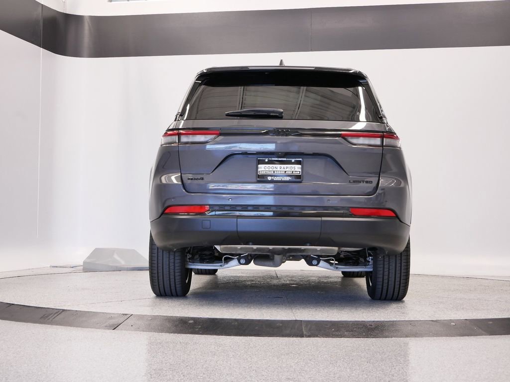 Thumbnail: 2024 Jeep Grand Cherokee - 46