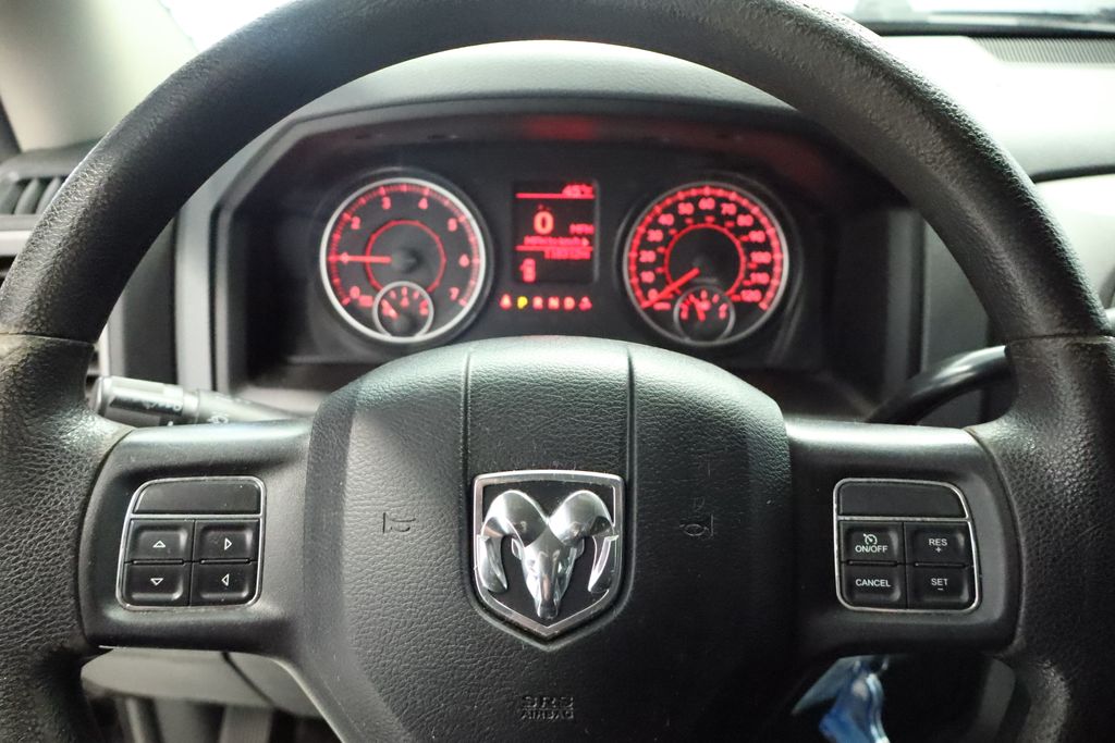 Thumbnail: 2016 RAM 1500 - 33