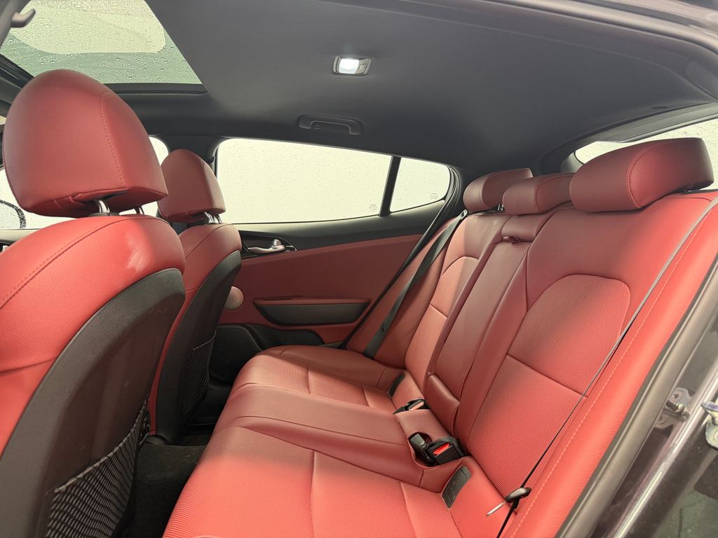 Thumbnail: 2023 Kia Stinger - 17