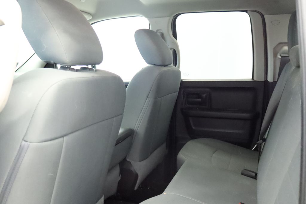 Thumbnail: 2019 RAM 1500 Classic - 24