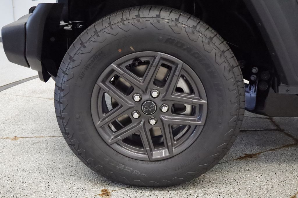 Thumbnail: 2026 Jeep Wrangler - 6