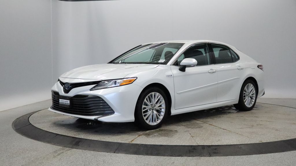 2020 Toyota Camry XLE -
                  Coon Rapids, MN