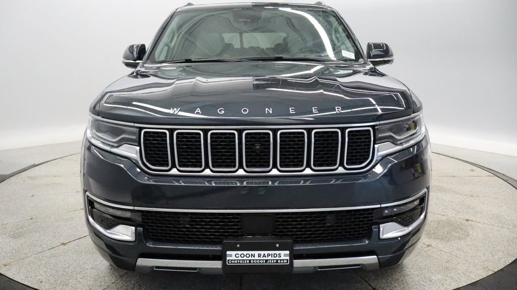 Thumbnail: 2022 Jeep Wagoneer - 12