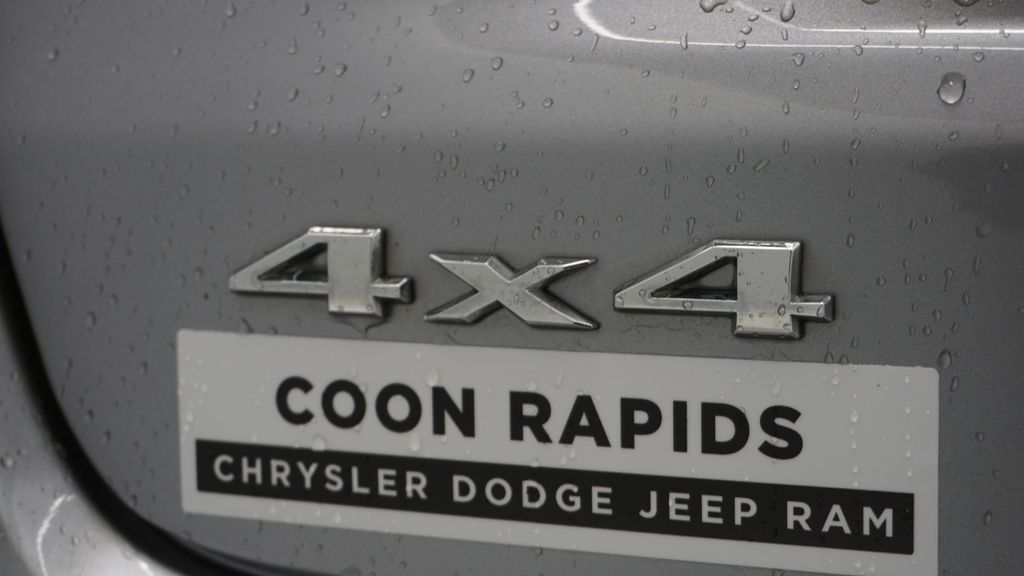 Thumbnail: 2018 Jeep Compass - 19