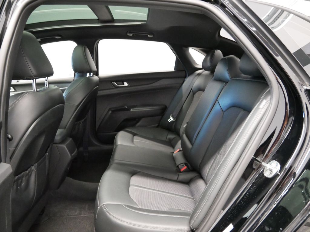 Thumbnail: 2023 Kia K5 - 27