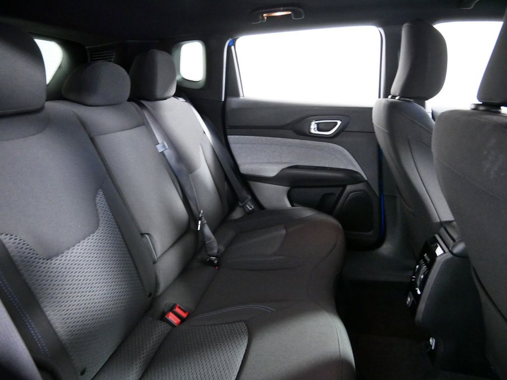 Thumbnail: 2024 Jeep Compass - 23