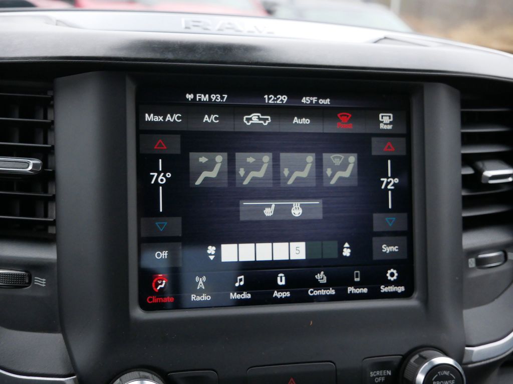 Thumbnail: 2019 RAM 1500 - 29