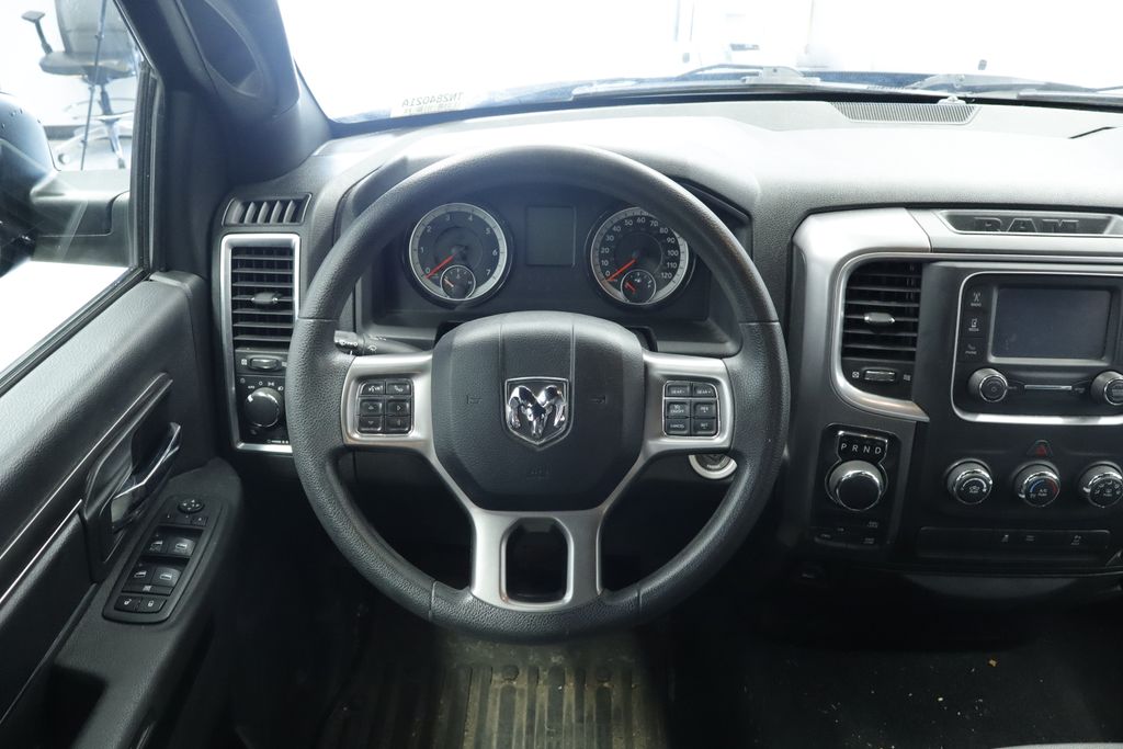 Thumbnail: 2021 RAM 1500 Classic - 23